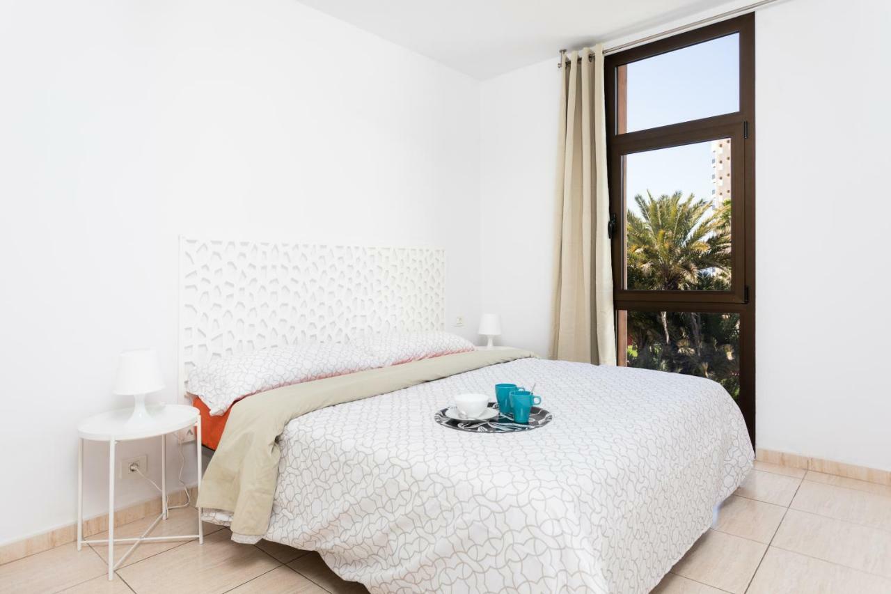 Las Americas Downtown : Prime Location Accomm. Arona  Buitenkant foto