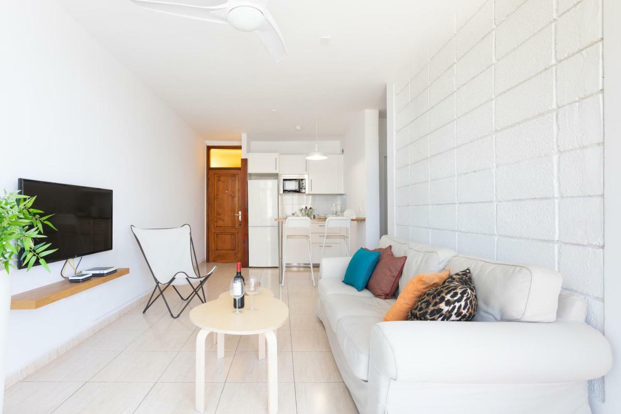 Las Americas Downtown : Prime Location Accomm. Arona  Buitenkant foto