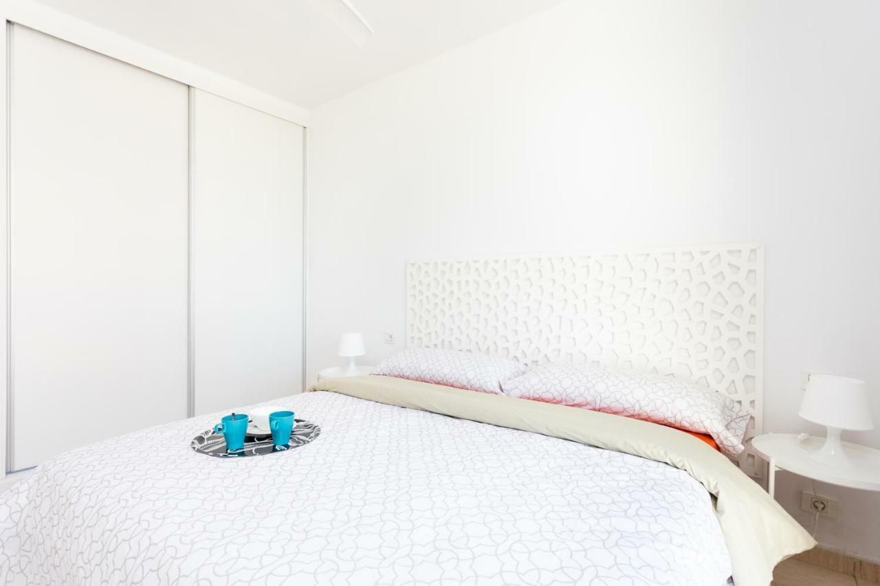 Las Americas Downtown : Prime Location Accomm. Arona  Buitenkant foto
